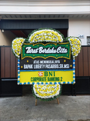 Papan Bunga Duka di Besusu Tengah