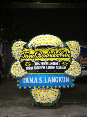 Papan Bunga Duka di Besusu Tengah
